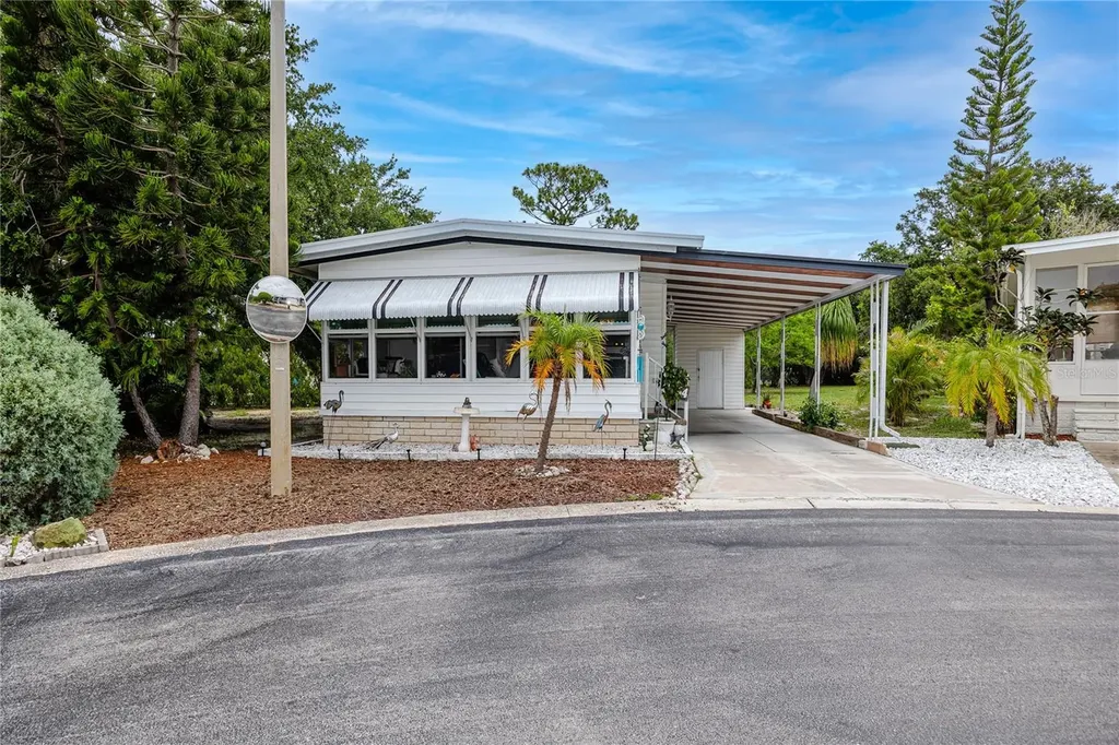9790 66th Street N Pinellas Park FL 33782