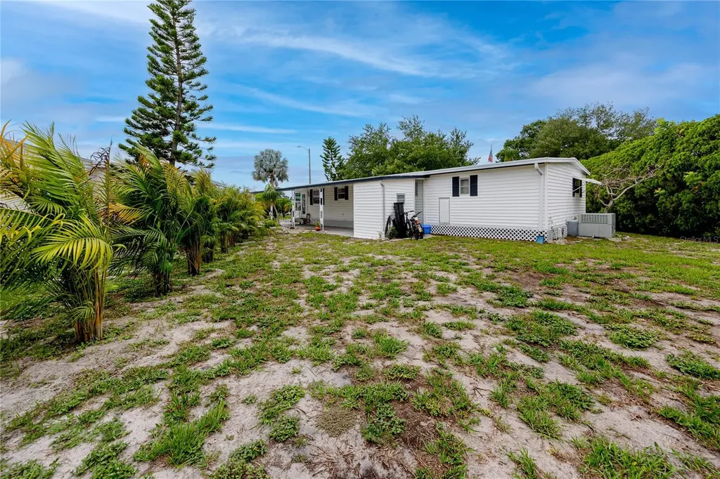 9790 66th Street N Pinellas Park FL 33782