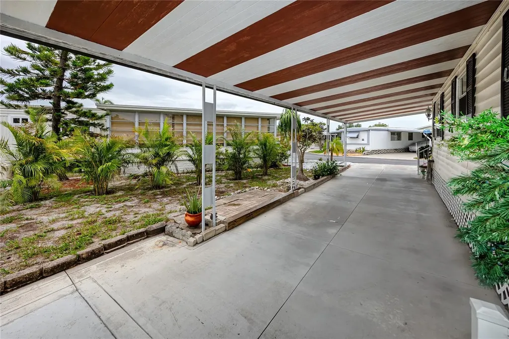 9790 66th Street N Pinellas Park FL 33782