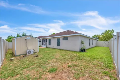719 Vineyard Reserve Court Seffner FL 33584