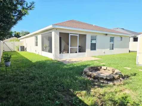 719 Vineyard Reserve Court Seffner FL 33584