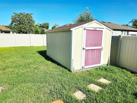 719 Vineyard Reserve Court Seffner FL 33584
