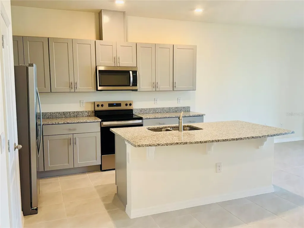1492 Isleta Loop Kissimmee FL 34741