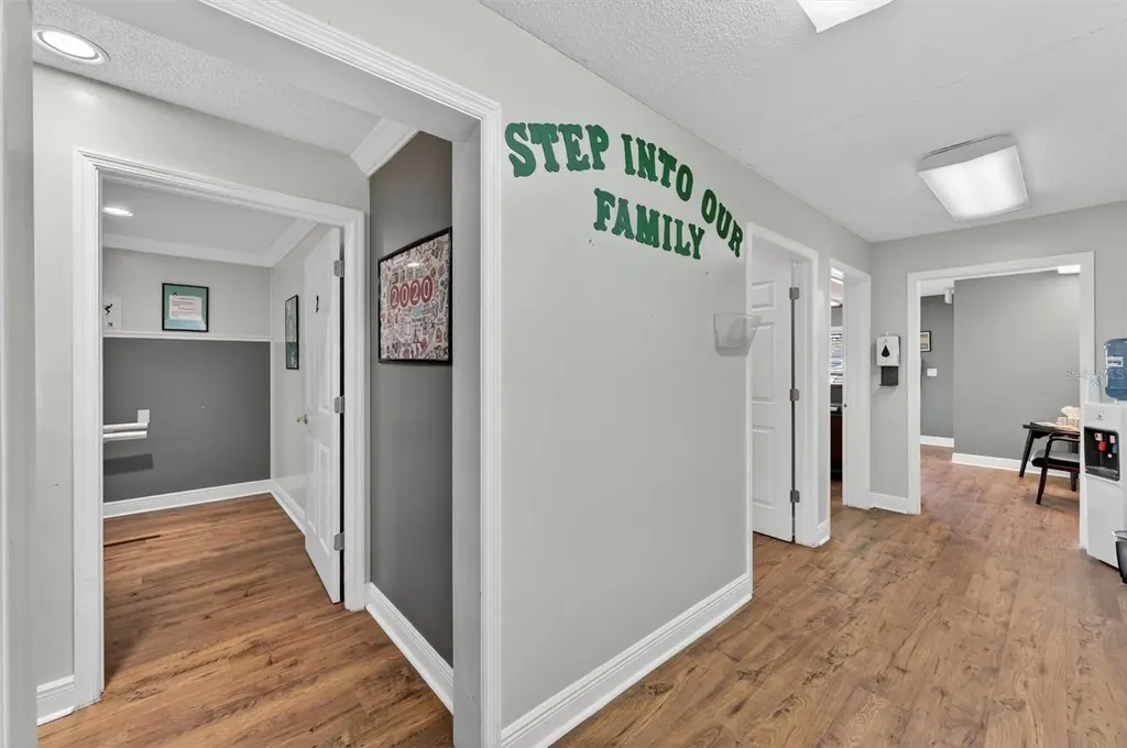 7 W Main Street Apopka FL 32703