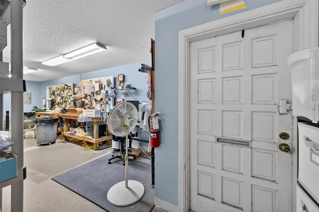 7 W Main Street Apopka FL 32703