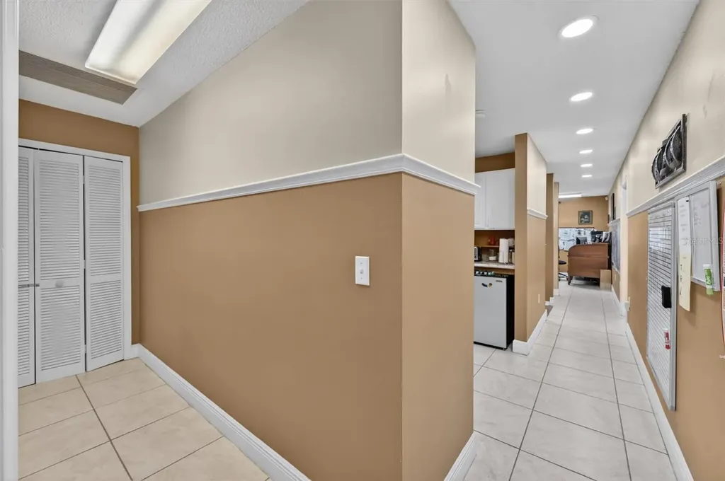 7 W Main Street Apopka FL 32703