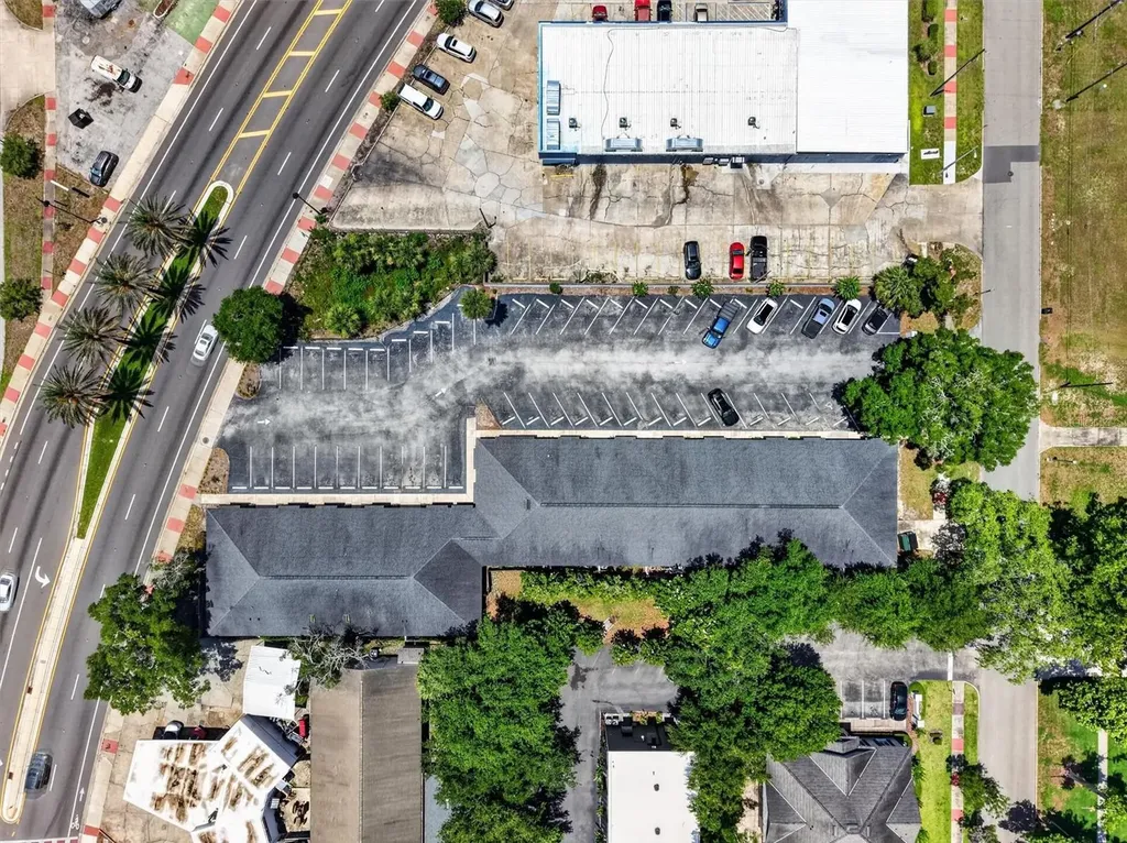 7 W Main Street Apopka FL 32703
