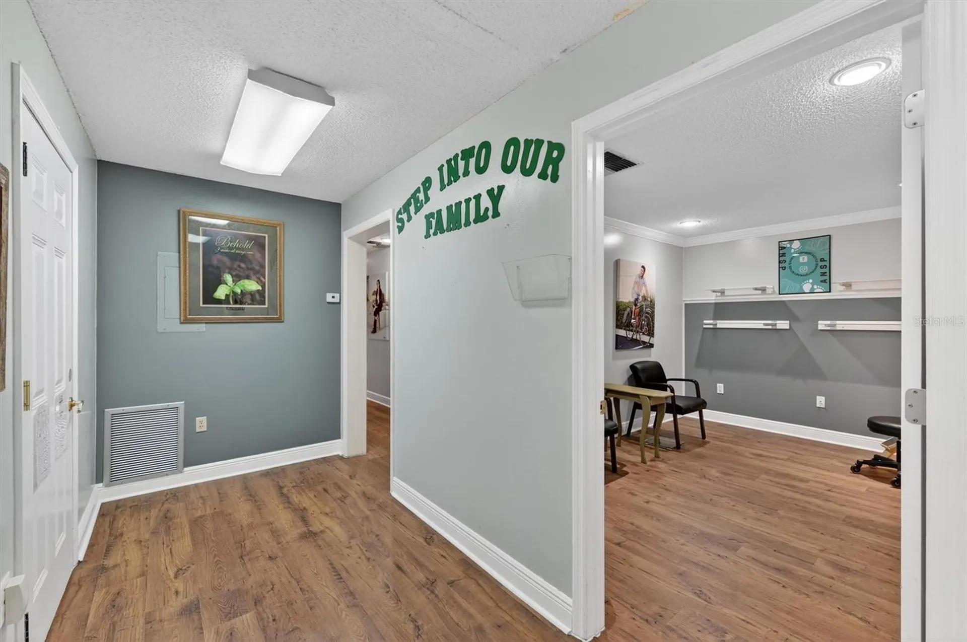 7 W Main Street Apopka FL 32703
