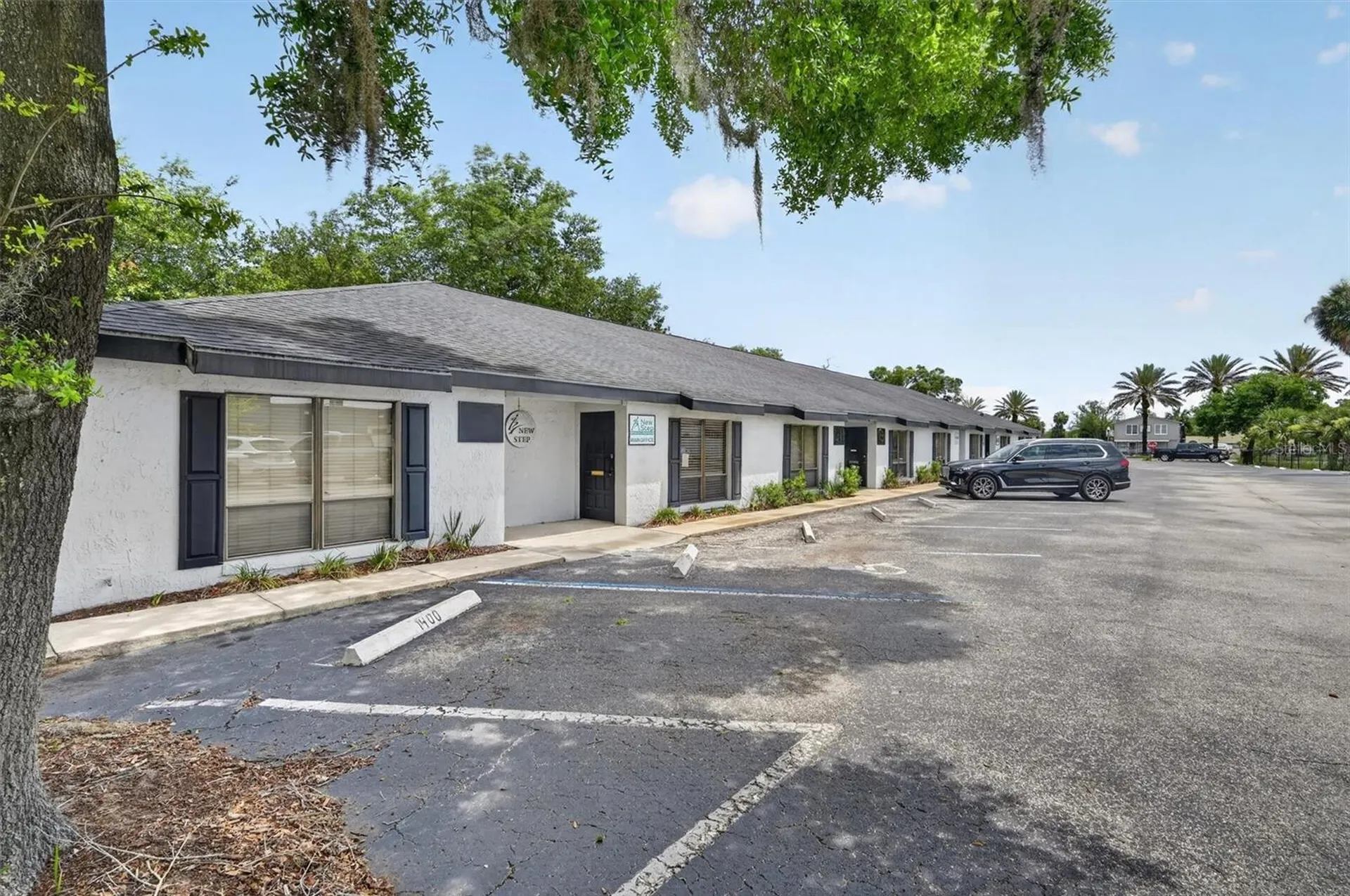 7 W Main Street Apopka FL 32703