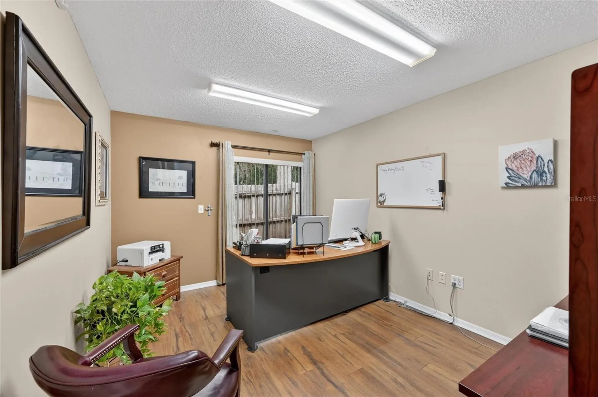 7 W Main Street Apopka FL 32703
