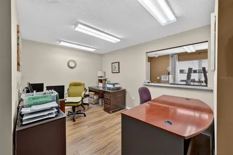 7 W Main Street Apopka FL 32703