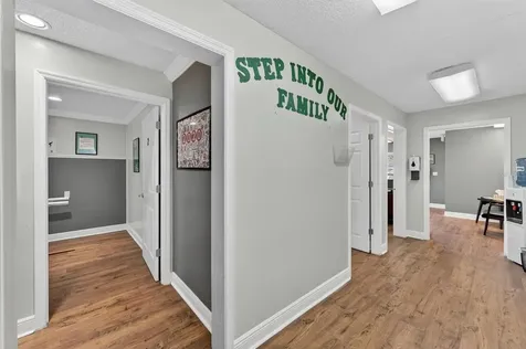 7 W Main Street Apopka FL 32703