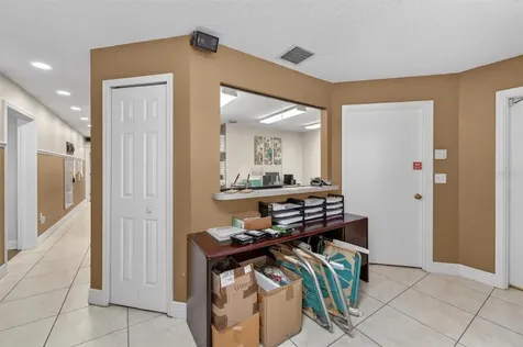 7 W Main Street Apopka FL 32703