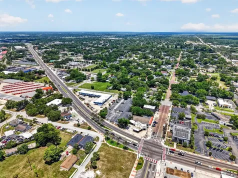 7 W Main Street Apopka FL 32703