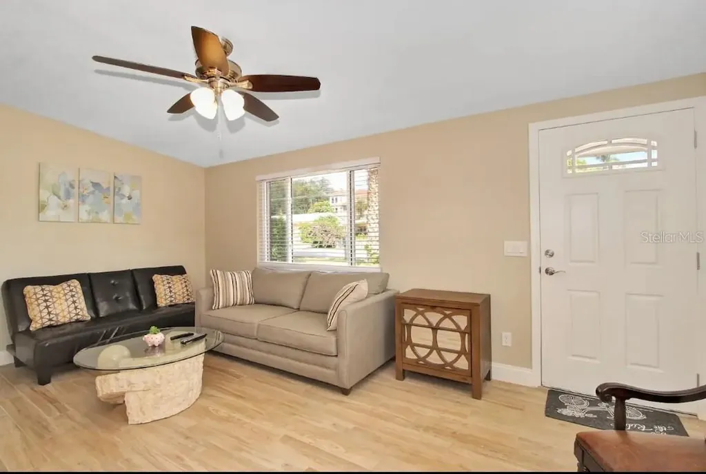 514 Ulelah Avenue Palm Harbor FL 34683