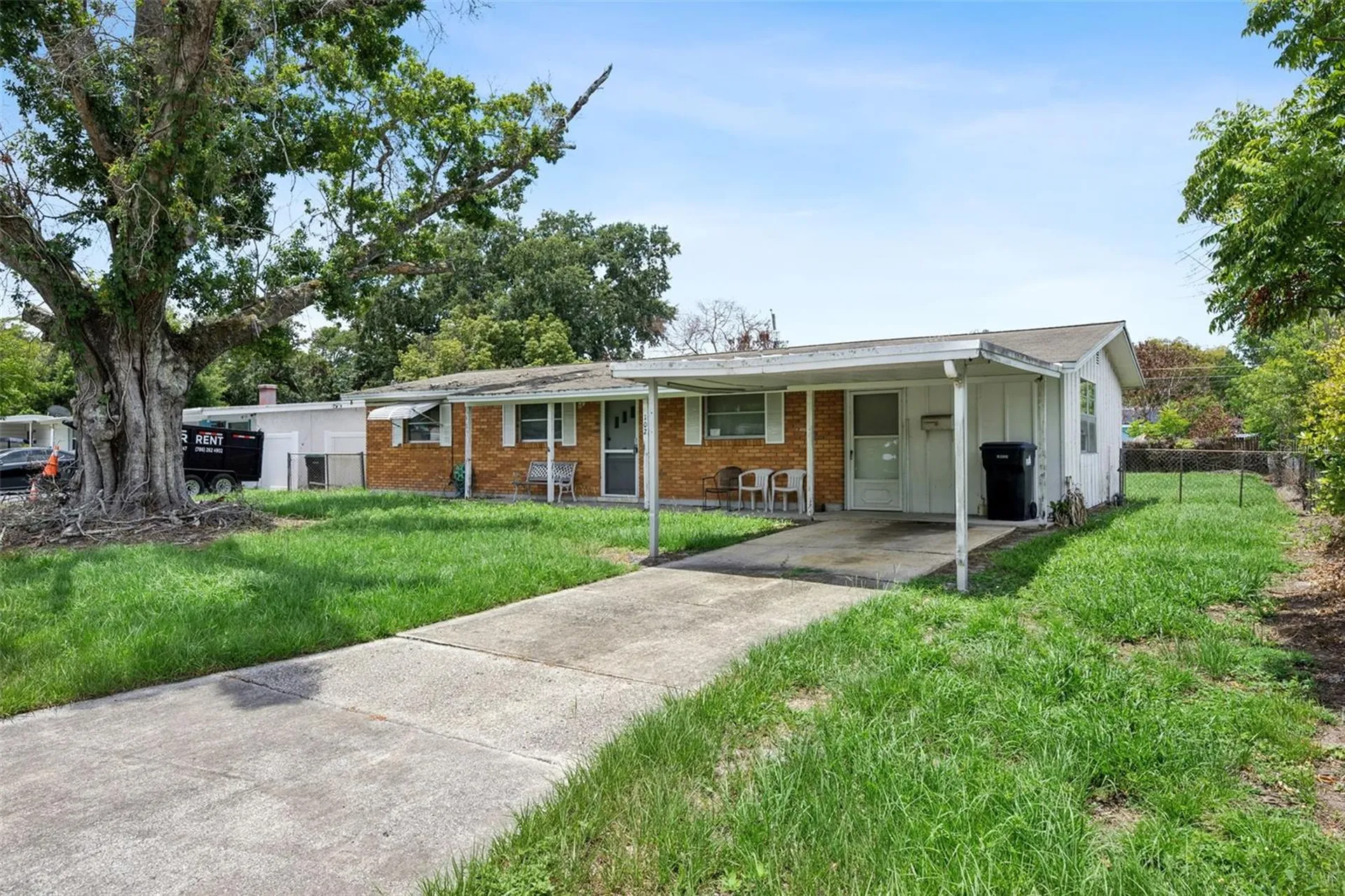 102 Cosmos Drive Orlando FL 32807