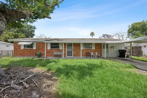 102 Cosmos Drive Orlando FL 32807
