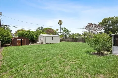 102 Cosmos Drive Orlando FL 32807