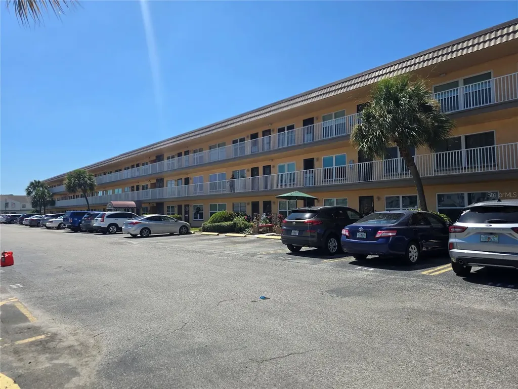 6400 46th Avenue N Kenneth City FL 33709