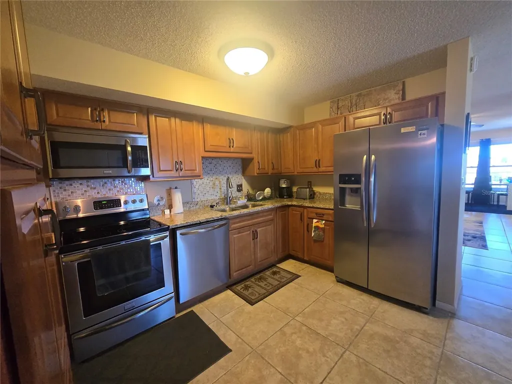 6400 46th Avenue N Kenneth City FL 33709