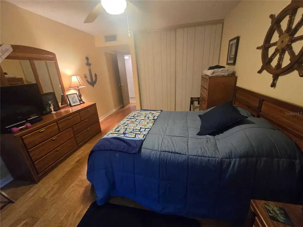 6400 46th Avenue N Kenneth City FL 33709
