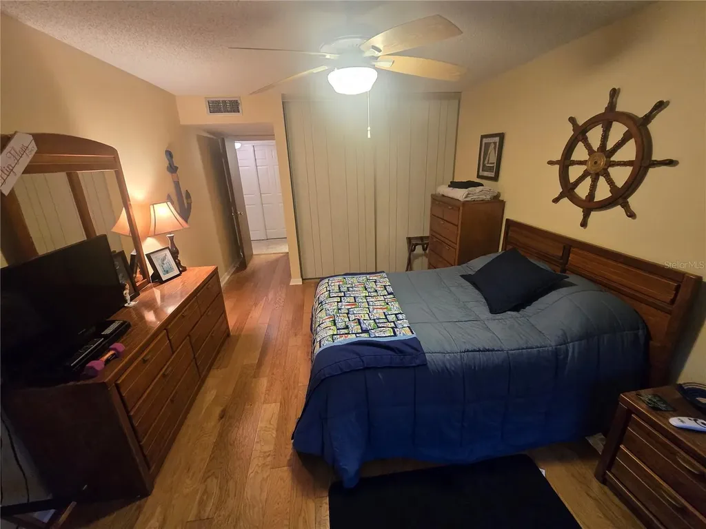 6400 46th Avenue N Kenneth City FL 33709