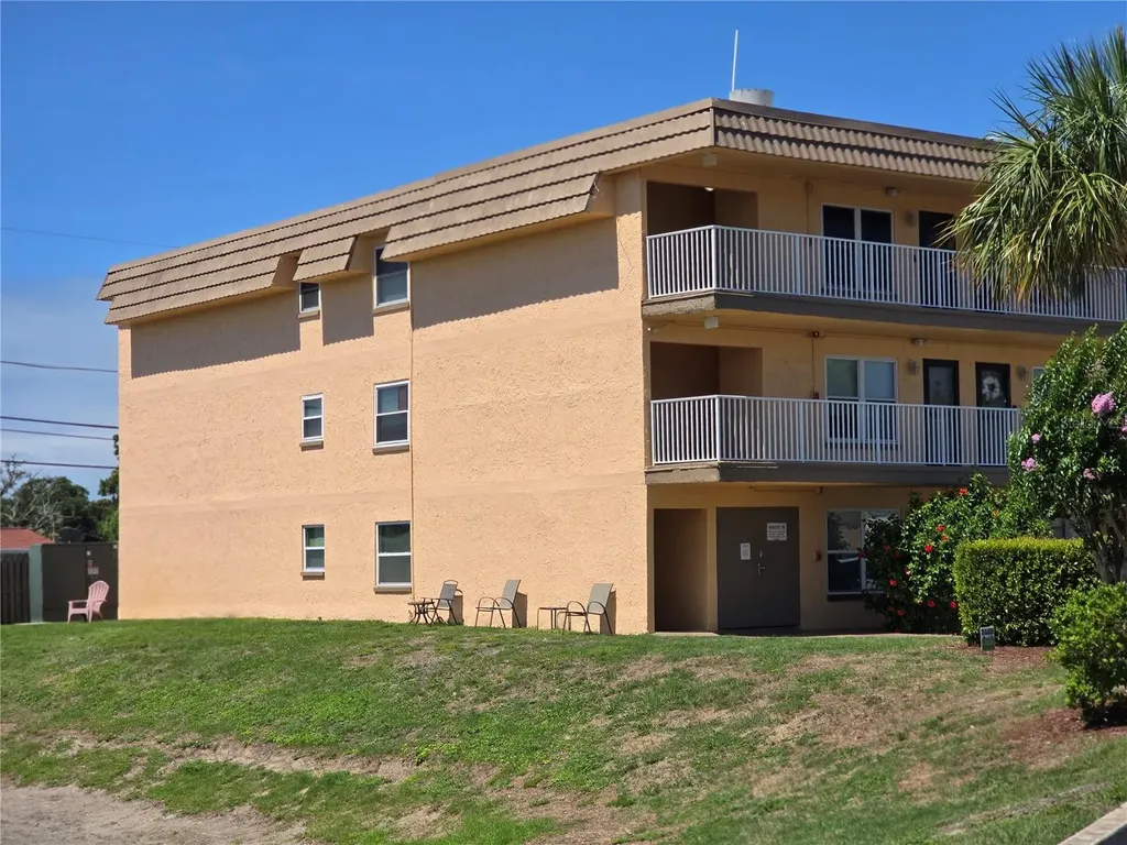 6400 46th Avenue N Kenneth City FL 33709