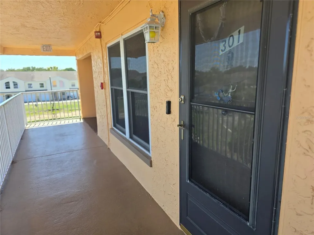 6400 46th Avenue N Kenneth City FL 33709
