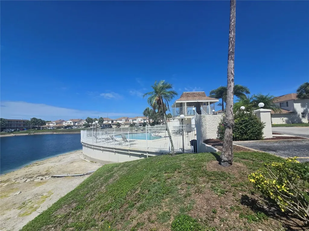 6400 46th Avenue N Kenneth City FL 33709