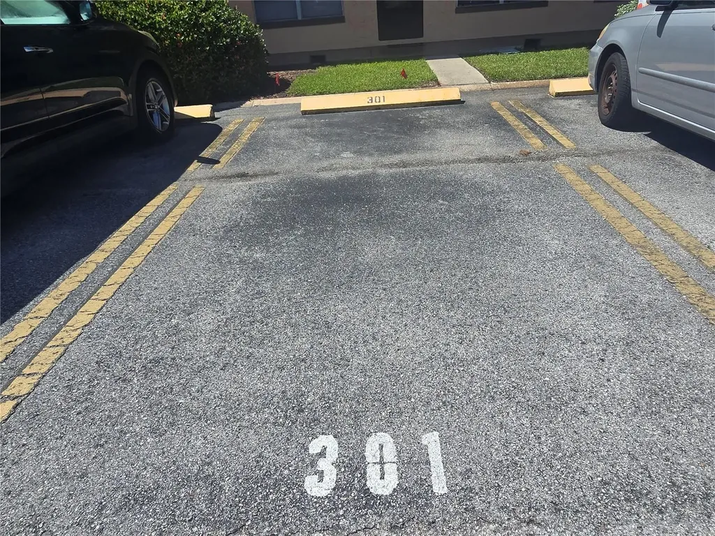 6400 46th Avenue N Kenneth City FL 33709