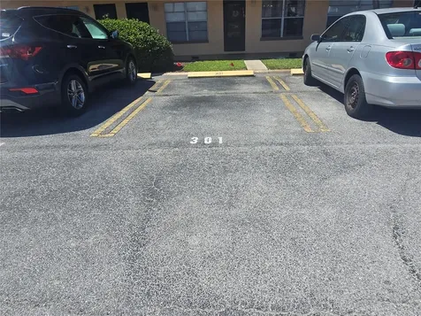 6400 46th Avenue N Kenneth City FL 33709