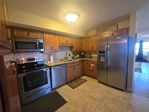 6400 46th Avenue N Kenneth City FL 33709