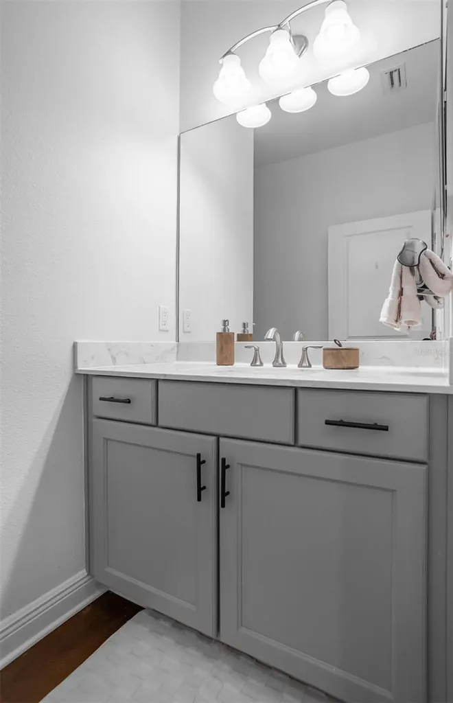 136 Philippe Grand Court Safety Harbor FL 34695