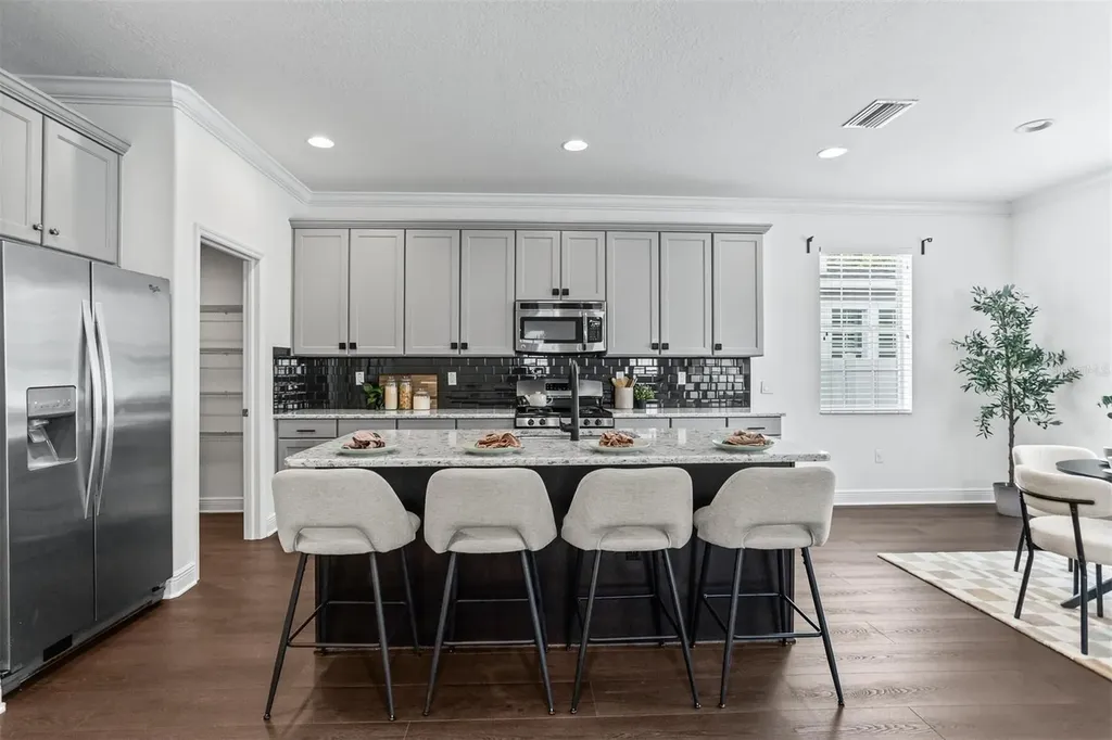 136 Philippe Grand Court Safety Harbor FL 34695