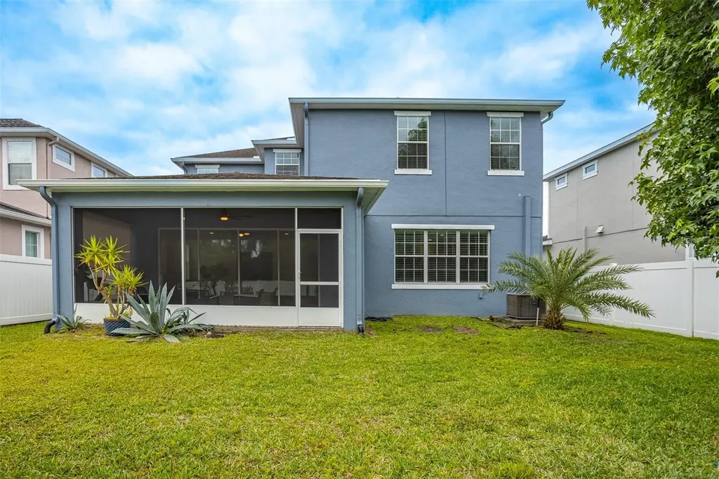 136 Philippe Grand Court Safety Harbor FL 34695