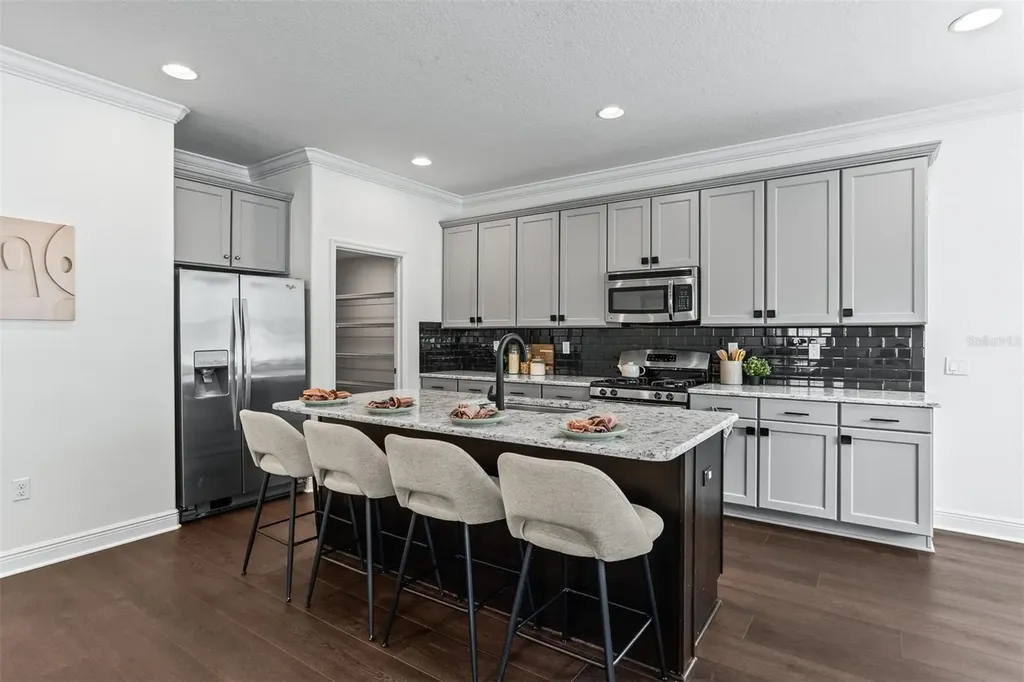 136 Philippe Grand Court Safety Harbor FL 34695