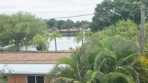 9815 47th Avenue N St Petersburg FL 33708