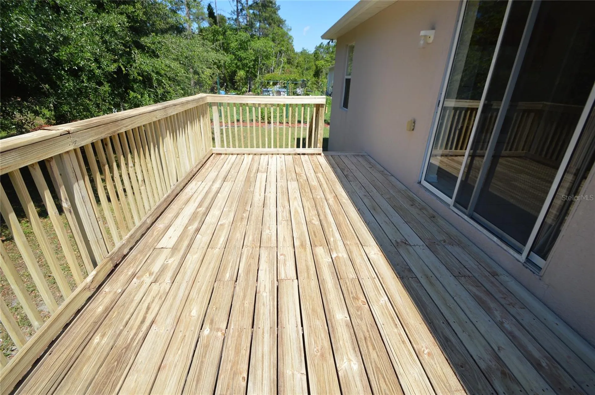 1896 Van Allen Circle Deltona FL 32738