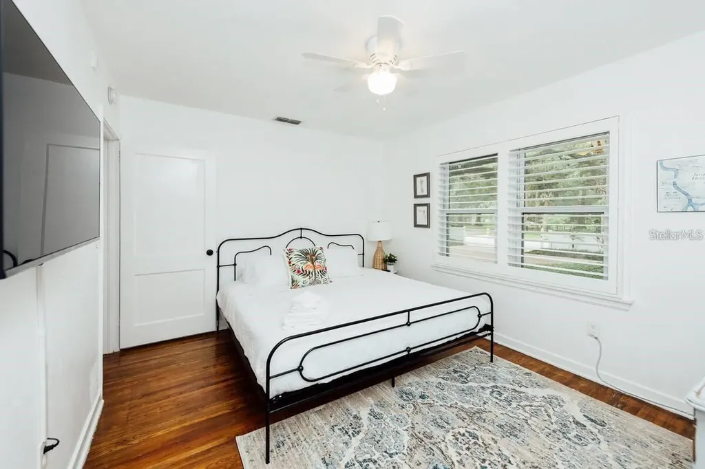 4613 S Macdill Avenue Tampa FL 33611