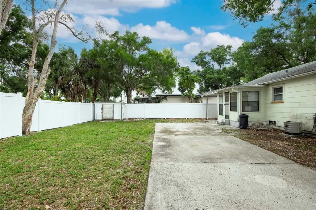 7102 62nd Street N Pinellas Park FL 33781