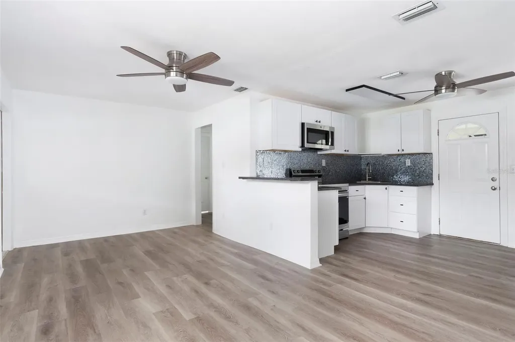 7102 62nd Street N Pinellas Park FL 33781