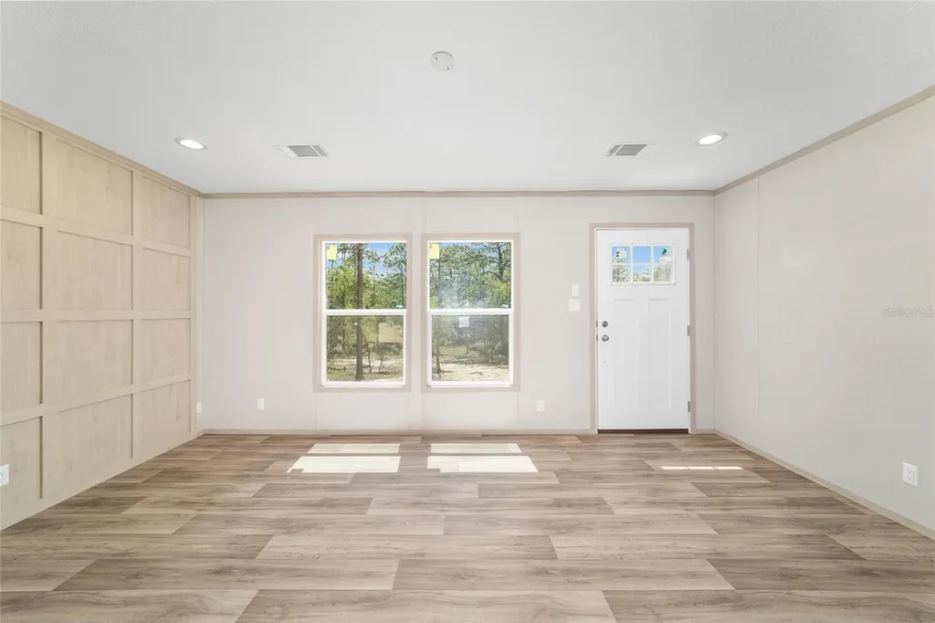 14830 SE 21st Place Morriston FL 32668