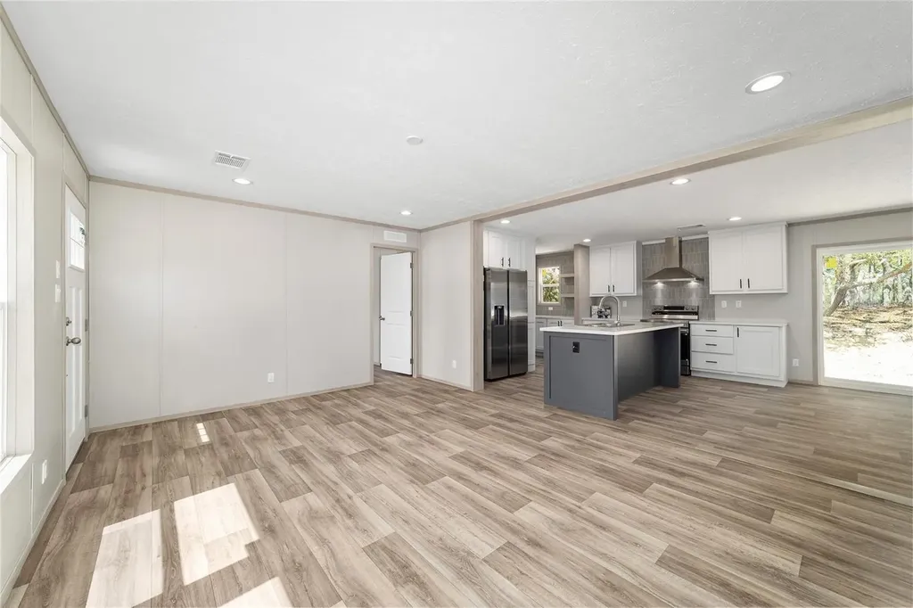 14830 SE 21st Place Morriston FL 32668
