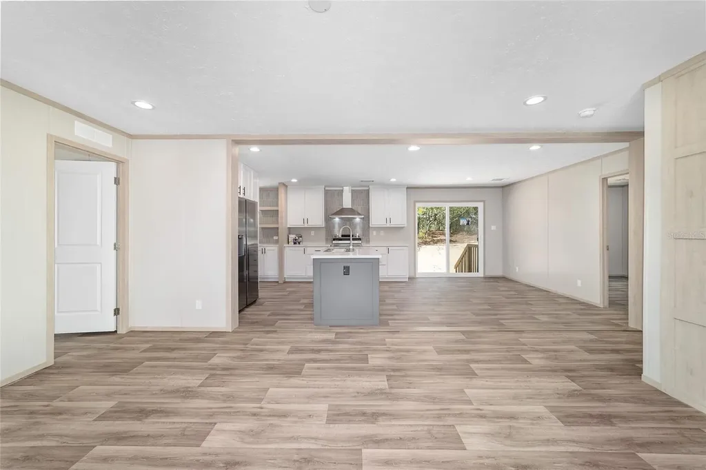 14830 SE 21st Place Morriston FL 32668
