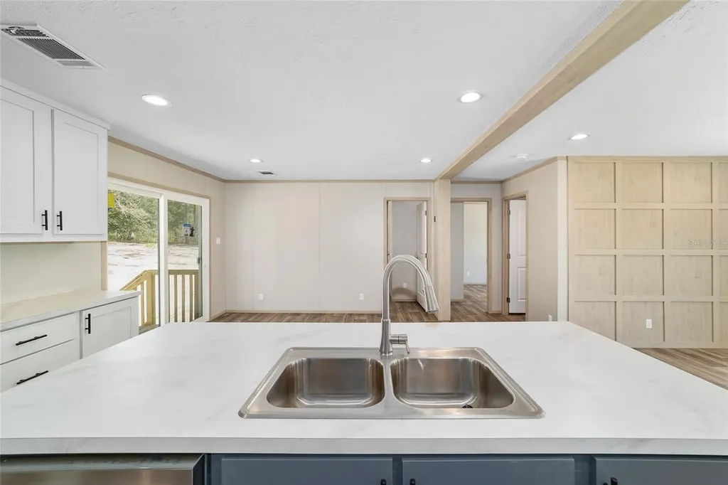 14830 SE 21st Place Morriston FL 32668