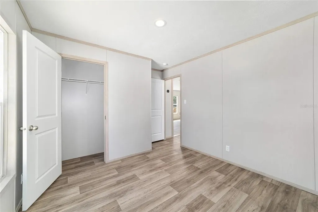 14830 SE 21st Place Morriston FL 32668