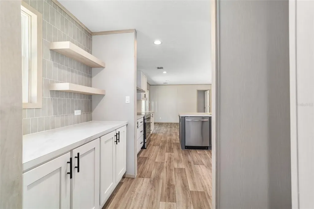 14830 SE 21st Place Morriston FL 32668