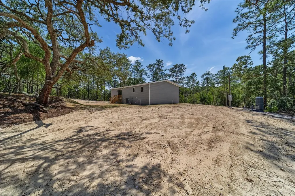14830 SE 21st Place Morriston FL 32668