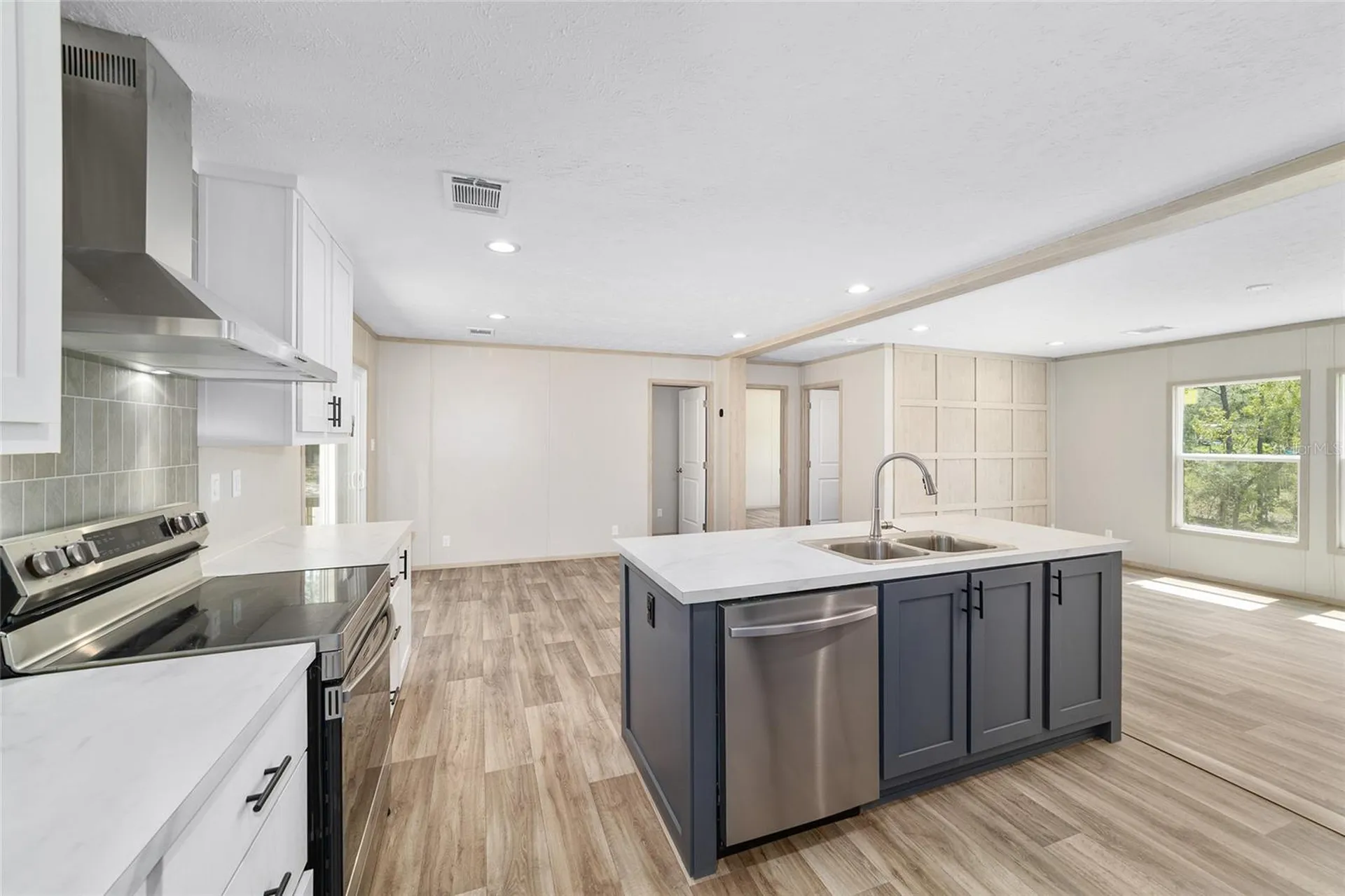 14830 SE 21st Place Morriston FL 32668