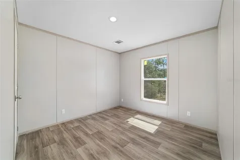 14830 SE 21st Place Morriston FL 32668